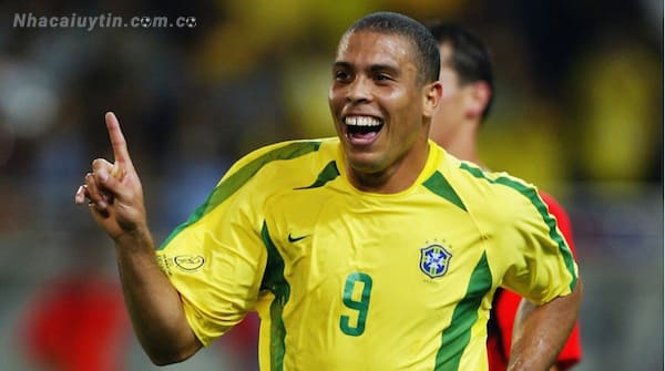 Cầu thủ Ronaldo Luis Nazario với giá trị tài sản lên đến 160 triệu USD