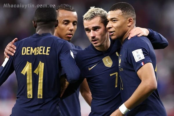 Biệt danh của các đội tuyển quốc gia có mặt tại sân chơi vô địch thế giới năm 2018