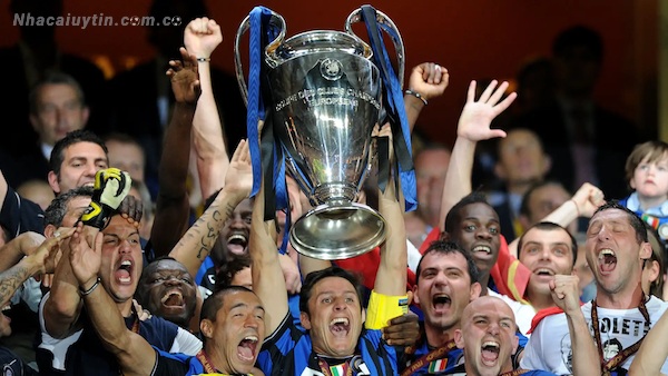 Thành xanh Milano đã hoàn thành trọn vẹn giấc mơ 3 đúp của mình khi vô địch đồng thời 3 giải đấu nổi tiếng