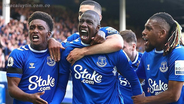 Everton cũng là một trong những đội bóng vô địch Ngoại hạng Anh nhiều nhất