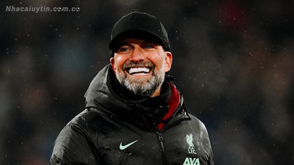 Jurgen klopp nằm ở vị trí thứ 3 trong danh sách những HLV lương cao nhất thế giới