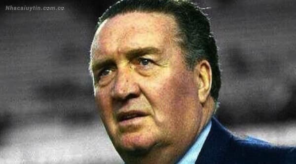 Huấn luyện viên Jock Stein đã giúp Celtic mang về rất nhiều danh hiệu cao quý