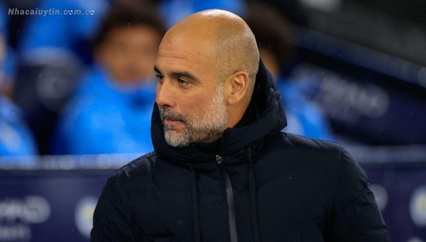 HLV Pep Guardiola đang sở hữu 32 cúp vô địch