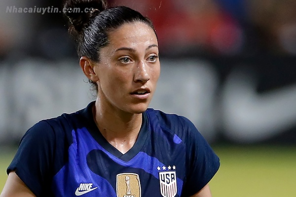 Christen Press cũng nằm trong top những cầu thủ xinh đẹp nhất thế giới